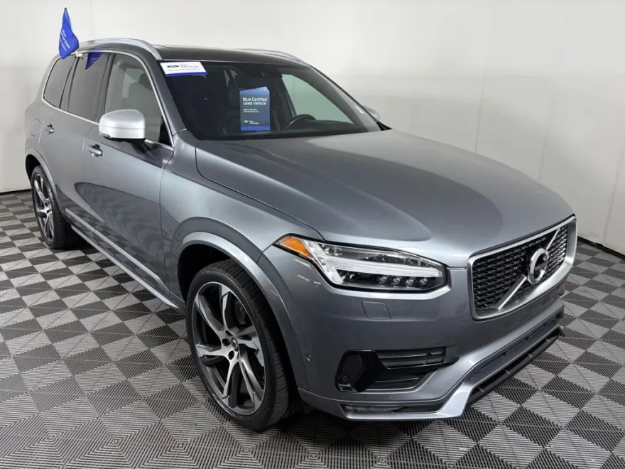 2019 Volvo XC90 T6 R-Design photo 1