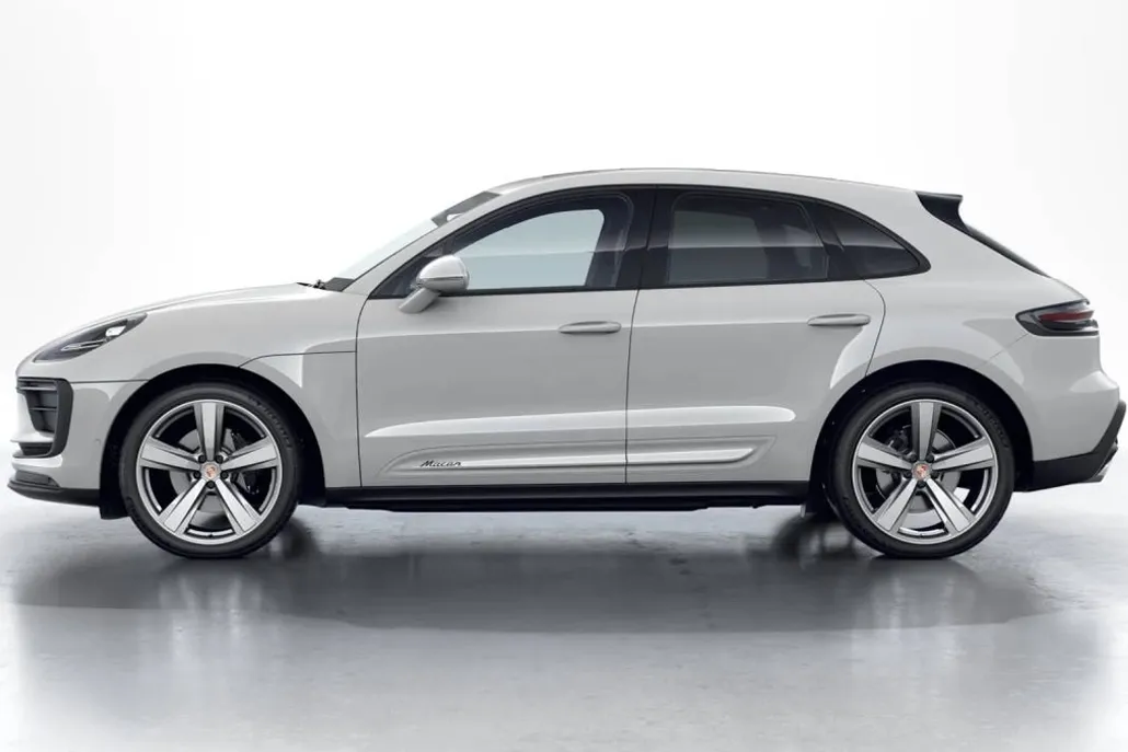 2026 Porsche Macan T photo 1