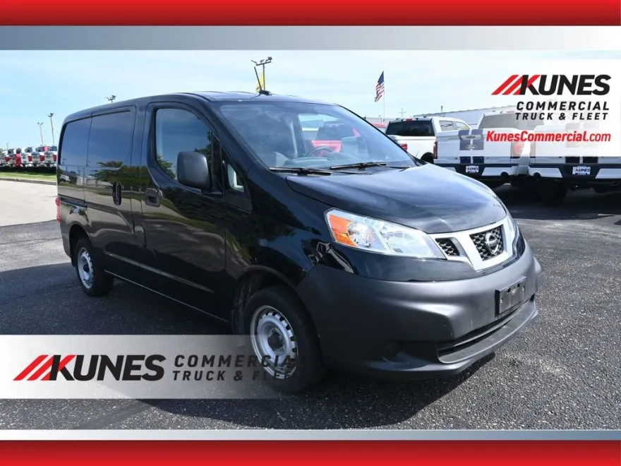 2020 Nissan NV200 S photo 1