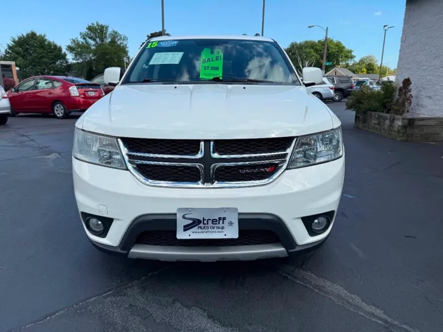 2015 Dodge Journey SXT photo 1