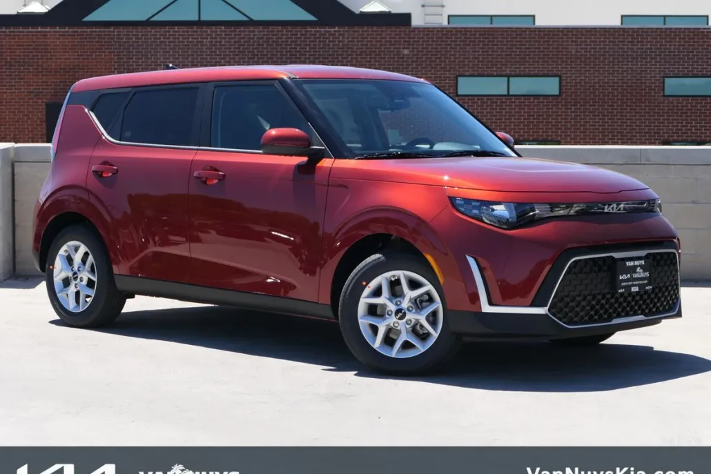 2025 Kia Soul S photo 1