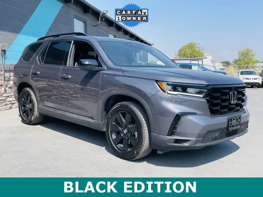 2025 Honda Pilot Black Edition photo 1