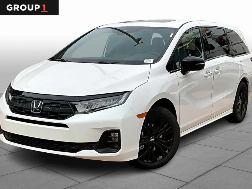 2026 Honda Odyssey photo 1