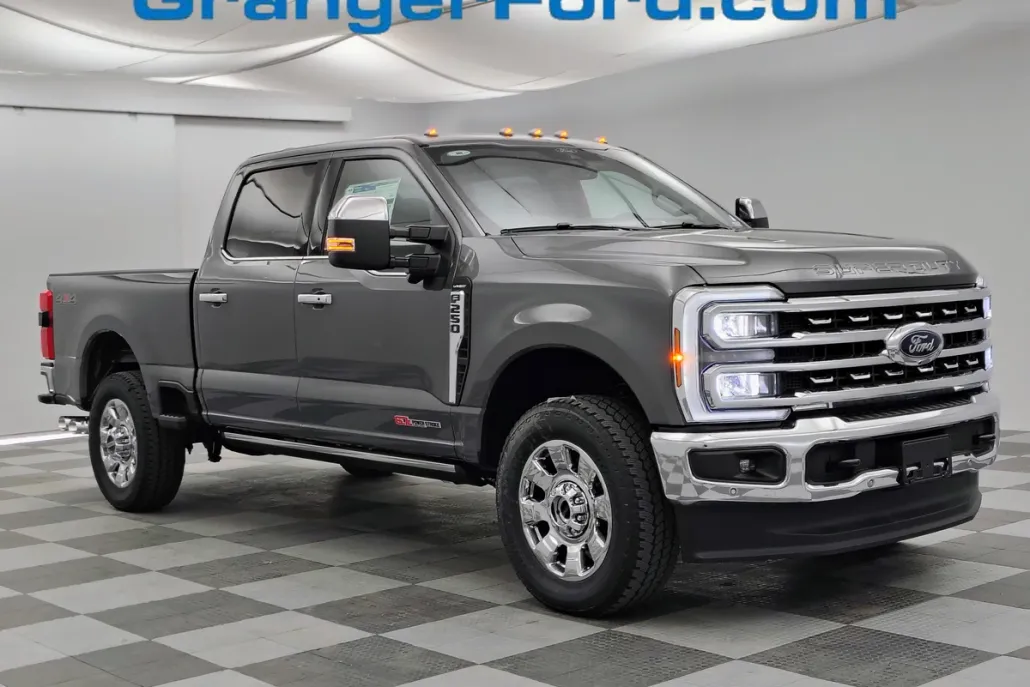 2026 Ford F-250 Lariat photo 1