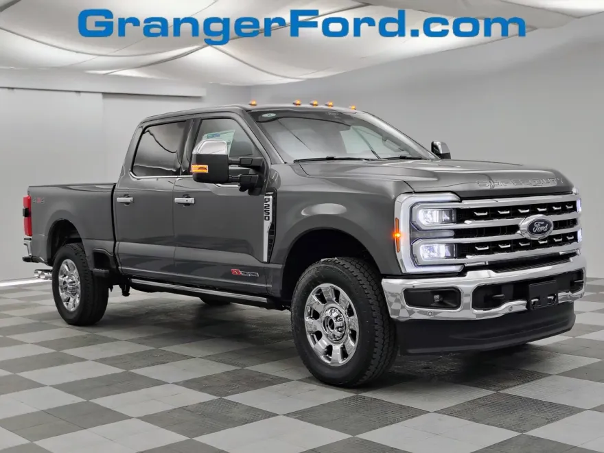 2026 Ford F-250 Lariat photo 1