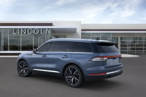 2025 Lincoln Aviator Reserve photo 3
