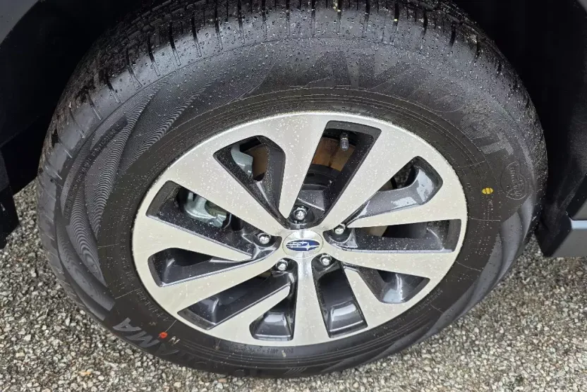 2025 Subaru Outback Premium photo 1