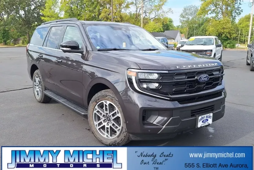 2025 Ford Expedition photo 1