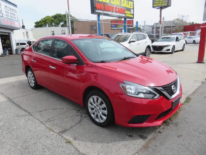 2017 Nissan Sentra SV photo 1