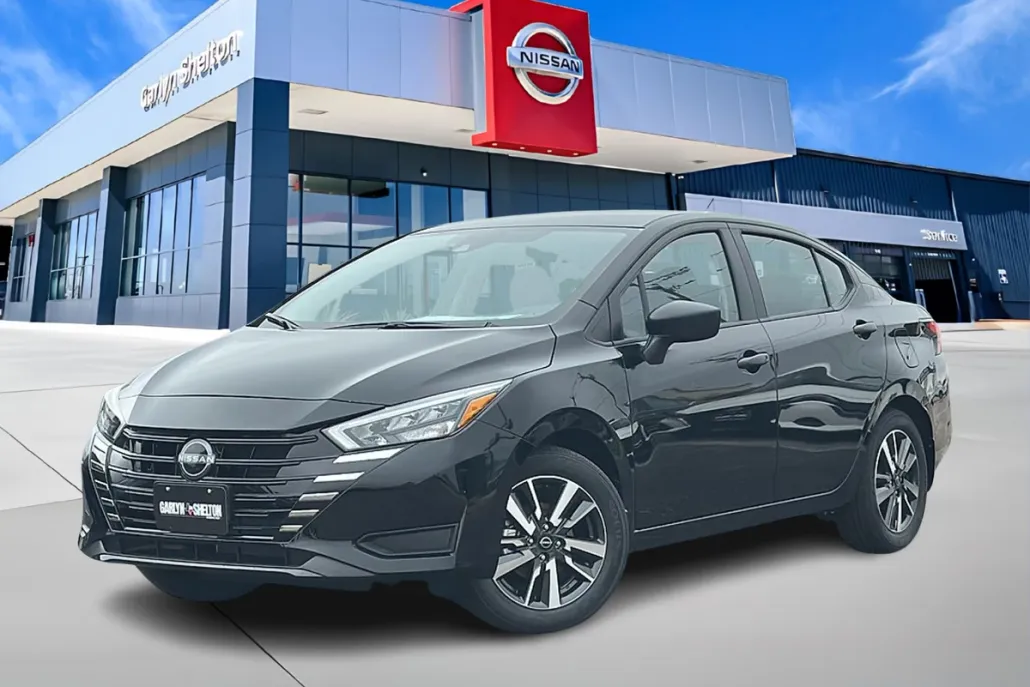2025 Nissan Versa S photo 1