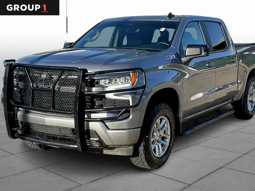 2024 Chevrolet Silverado 1500 RST photo 1