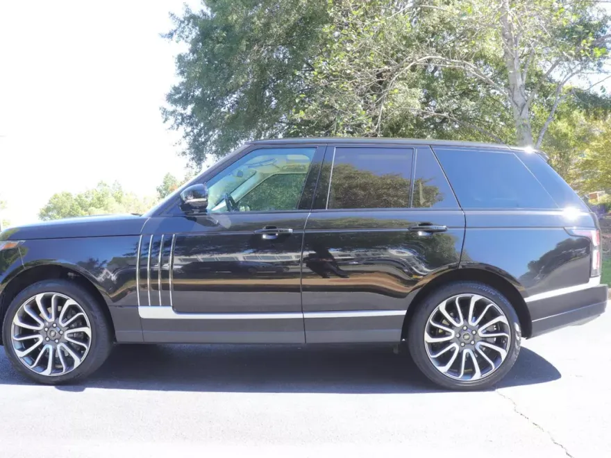 2019 Land Rover Range Rover SuperCharged photo 1