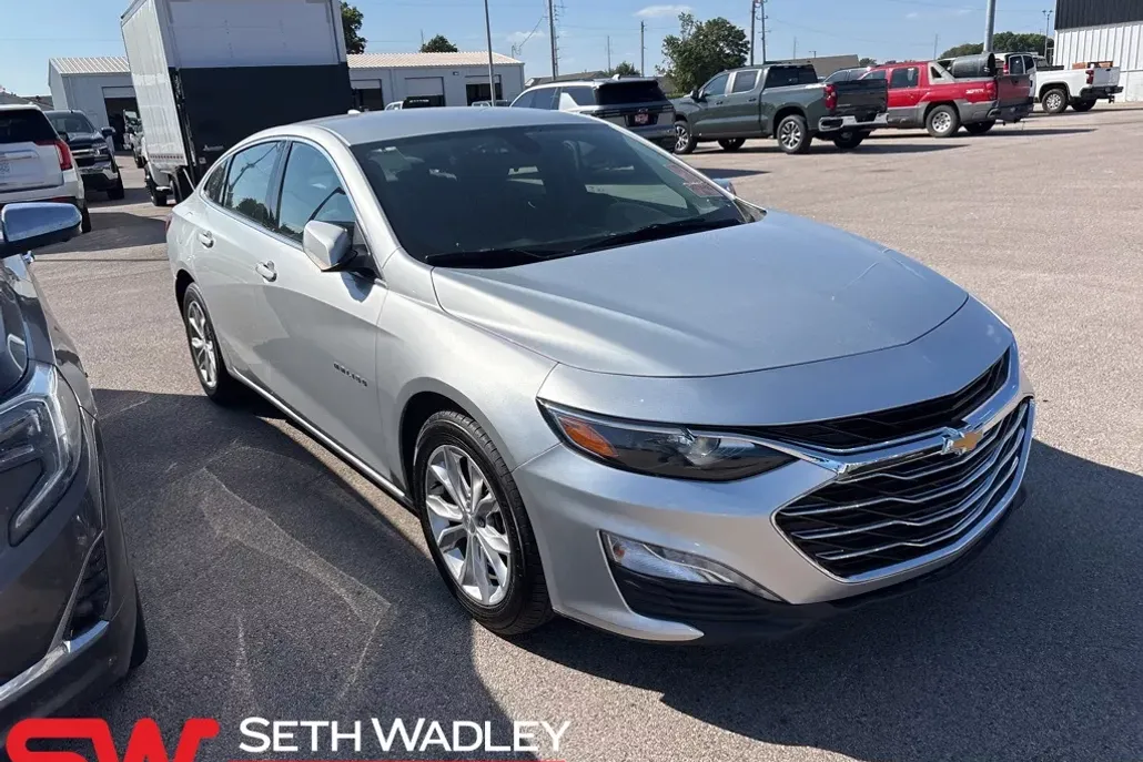 2020 Chevrolet Malibu 1LT photo 1