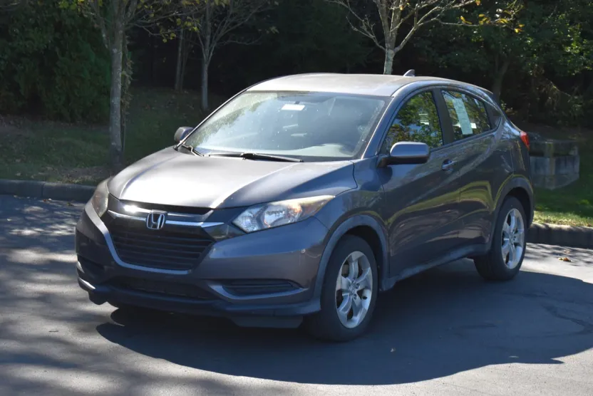 2016 Honda HR-V LX photo 1