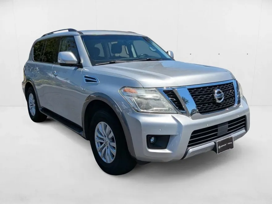 2017 Nissan Armada SV photo 1