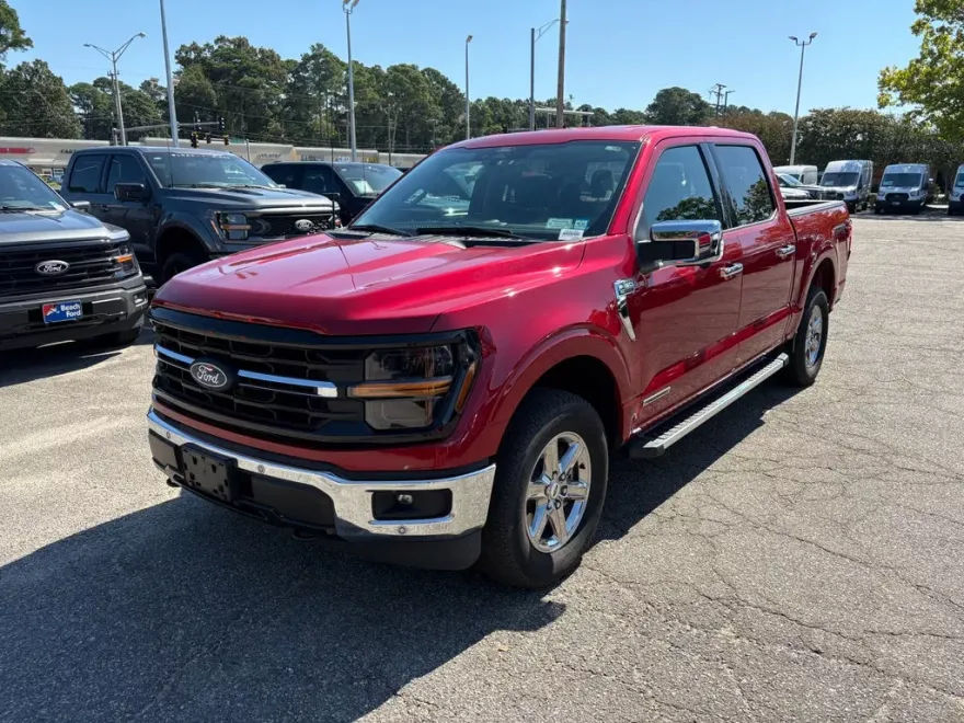 2024 Ford F-150 XLT photo 1