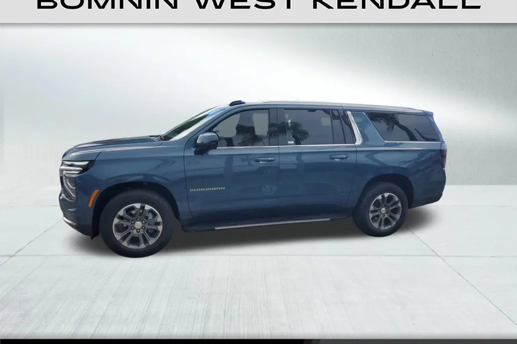 2025 Chevrolet Suburban LS photo 1