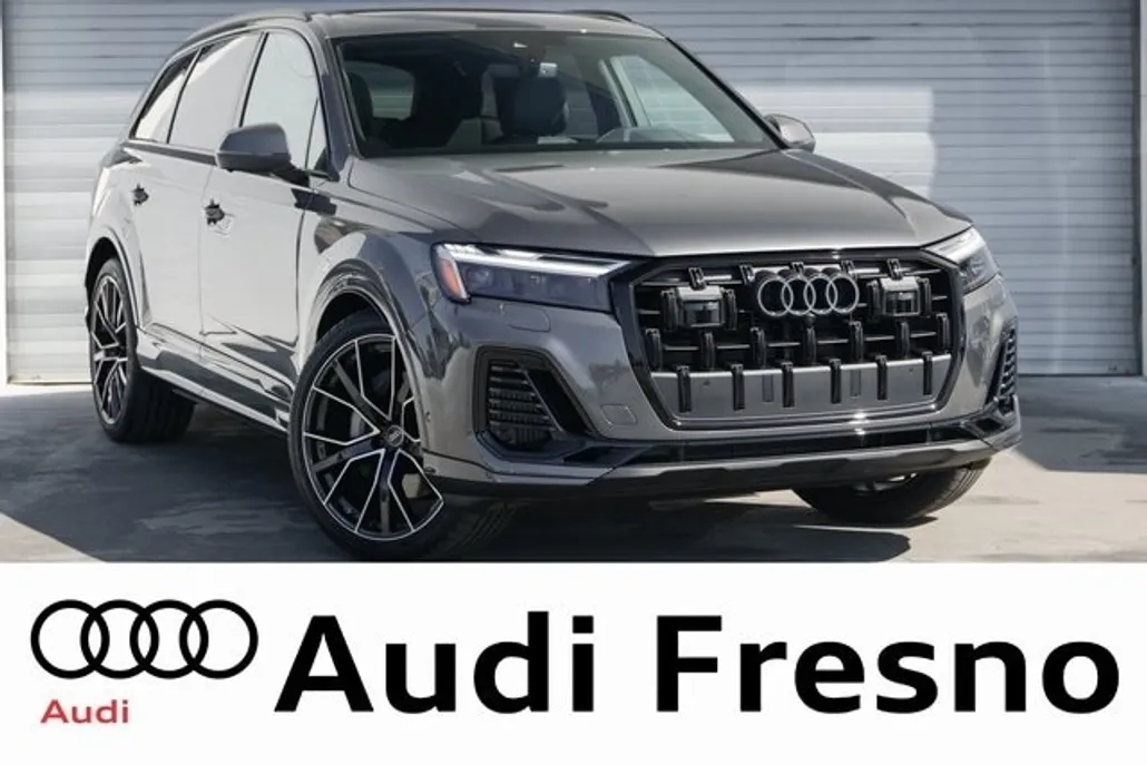 2025 Audi Q7 55 Premium Plus photo 1