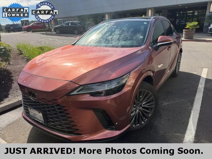 2023 Lexus RX 350h Luxury photo 1