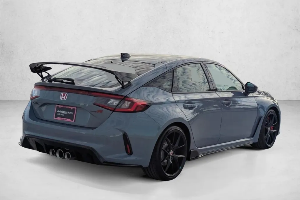 2025 Honda Civic Type R photo 1