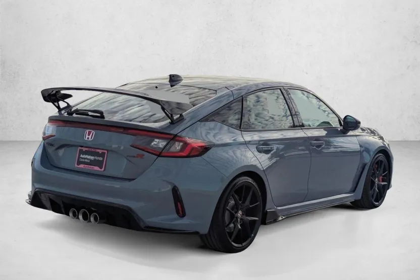 2025 Honda Civic Type R photo 1