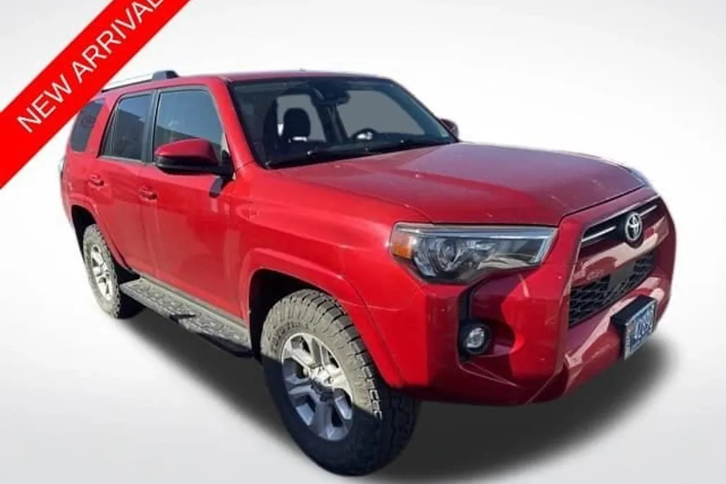 2022 Toyota 4Runner SR5 photo 1