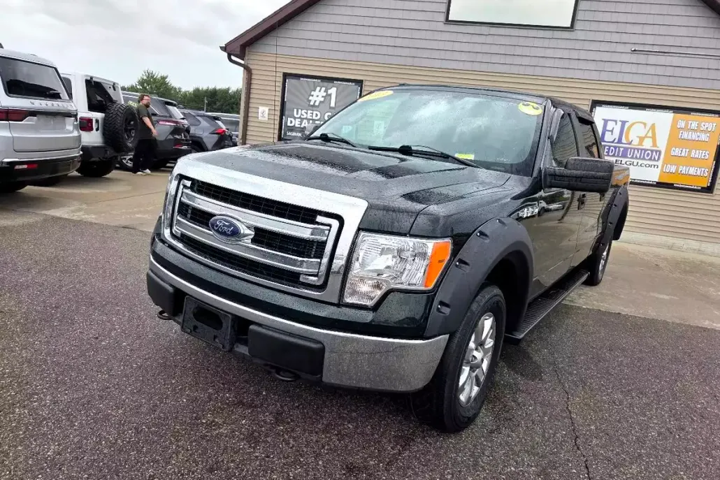 2013 Ford F-150 XLT photo 1