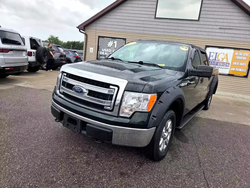 2013 Ford F-150 XLT photo 1