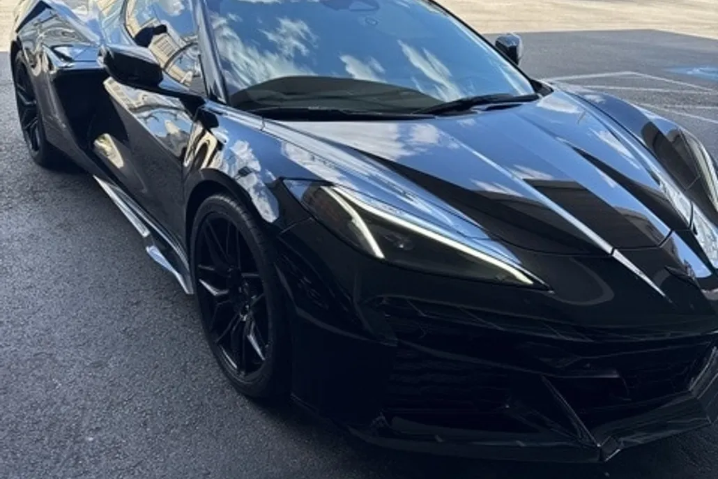 2025 Chevrolet Corvette Z06 2LZ photo 1