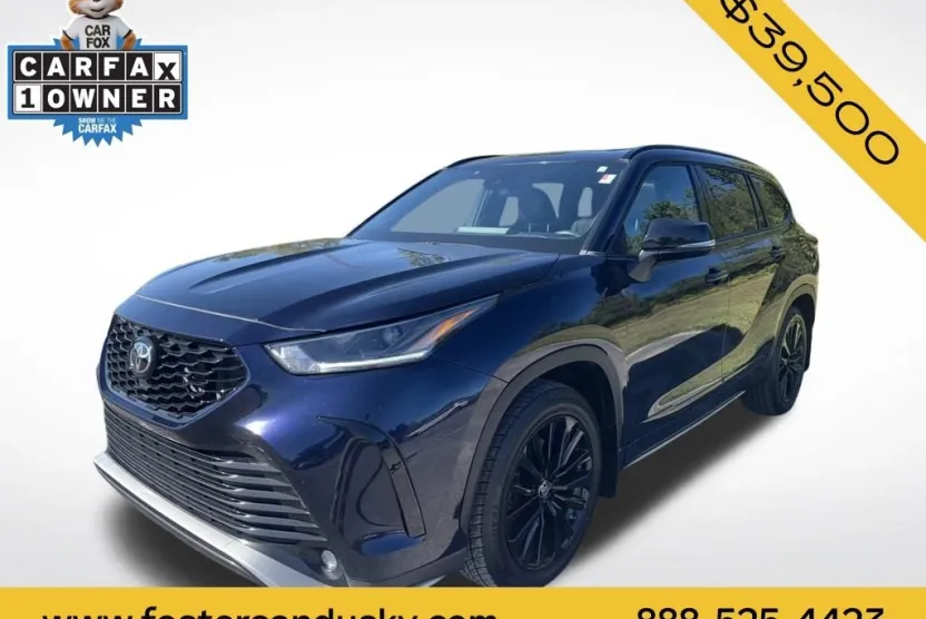 2023 Toyota Highlander L photo 1
