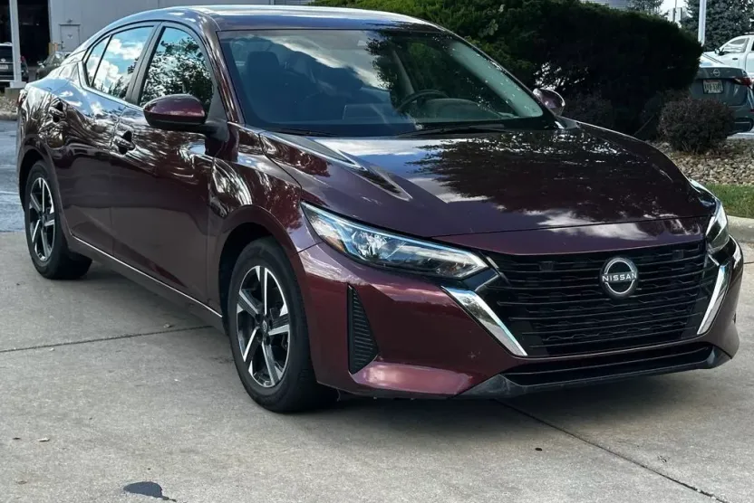 2024 Nissan Sentra SV photo 1