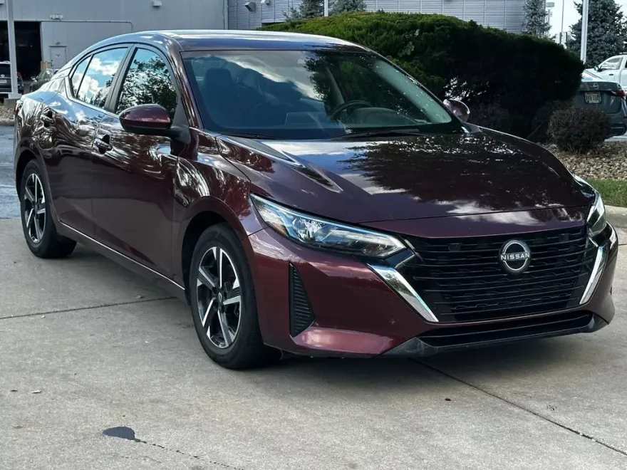 2024 Nissan Sentra SV photo 1