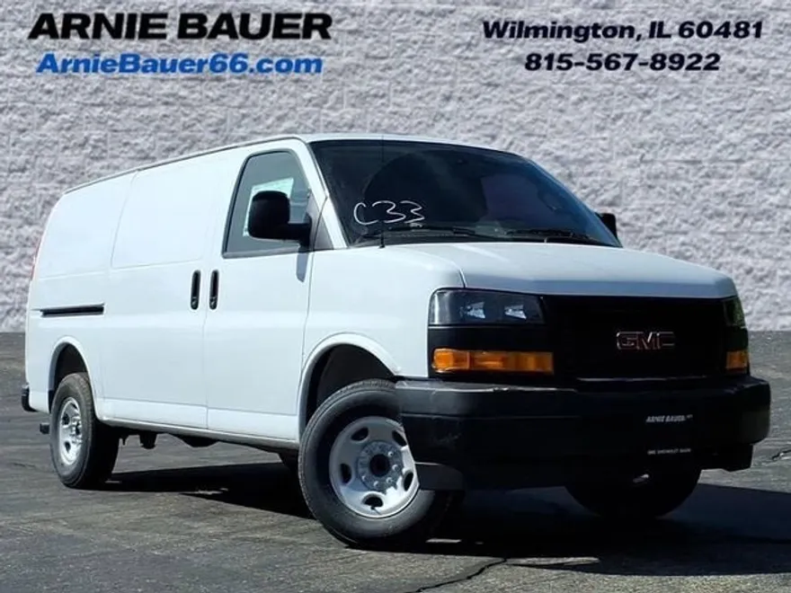 2025 Gmc Savana Cargo 2500 photo 1