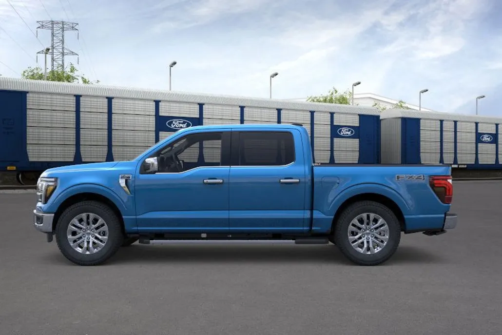 2025 Ford F-150 Lariat photo 1