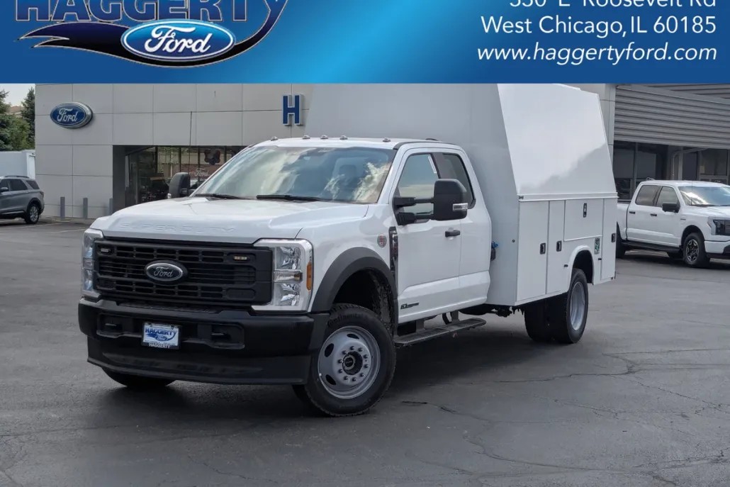 2024 Ford F-450 XL photo 1