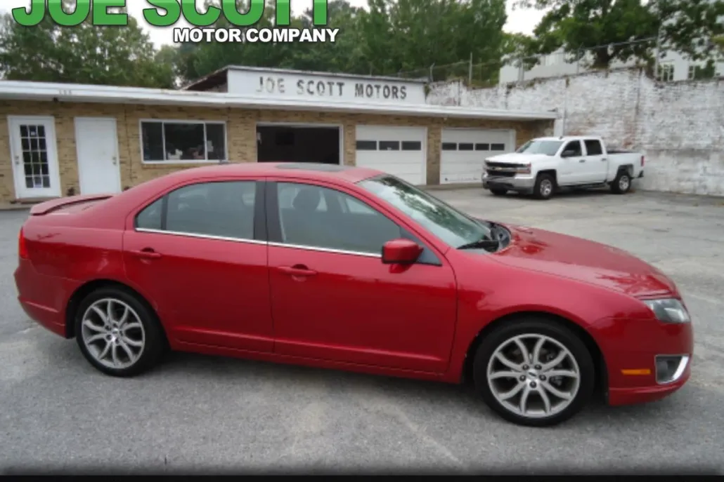 2012 Ford Fusion SE photo 1