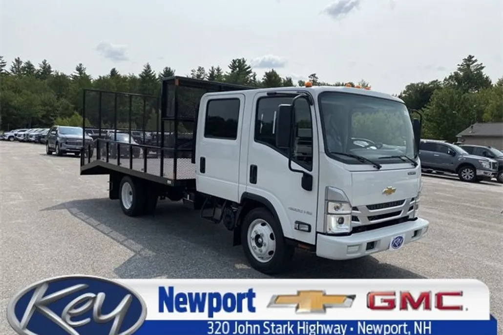 2024 Chevrolet Silverado 4500HD photo 1