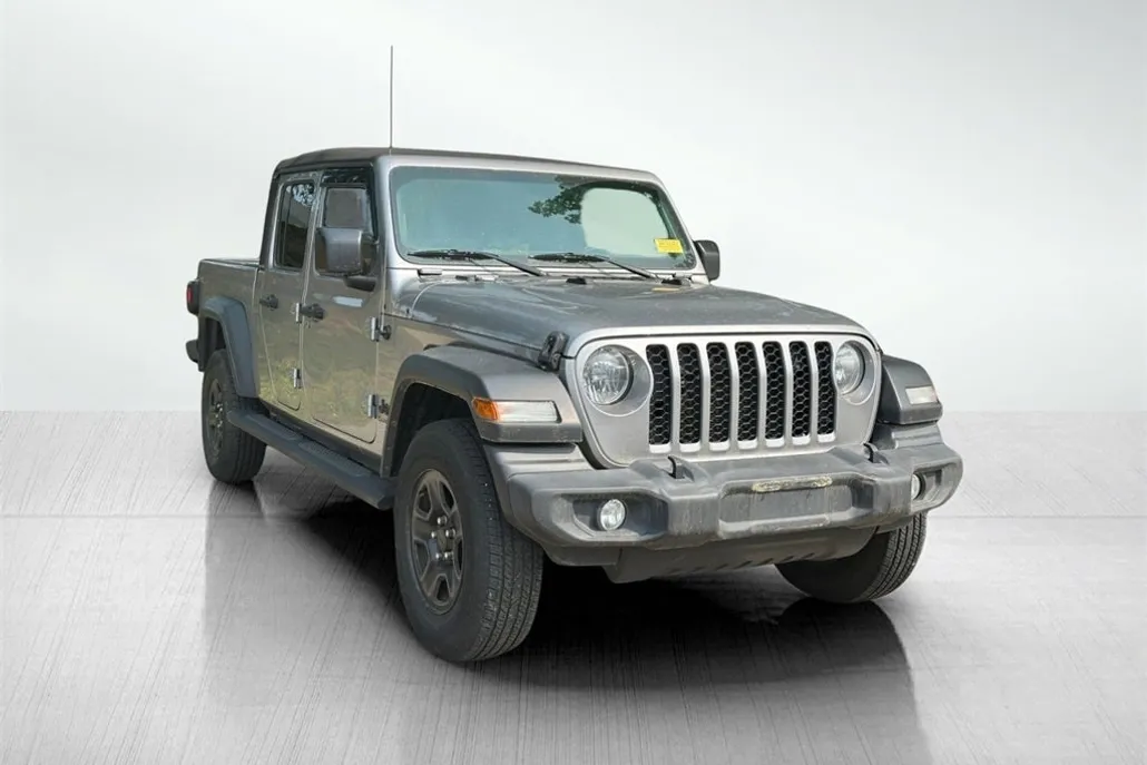 2021 Jeep Gladiator Sport photo 1