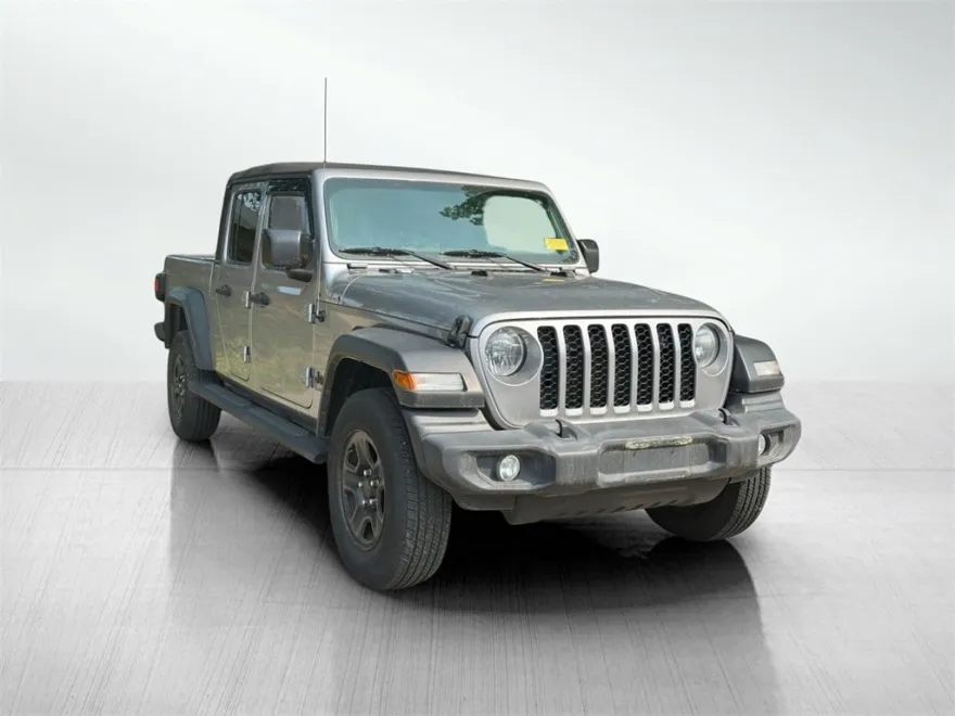2021 Jeep Gladiator Sport photo 1
