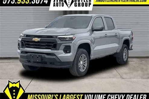 2025 Chevrolet Colorado Work Truck LT photo 1