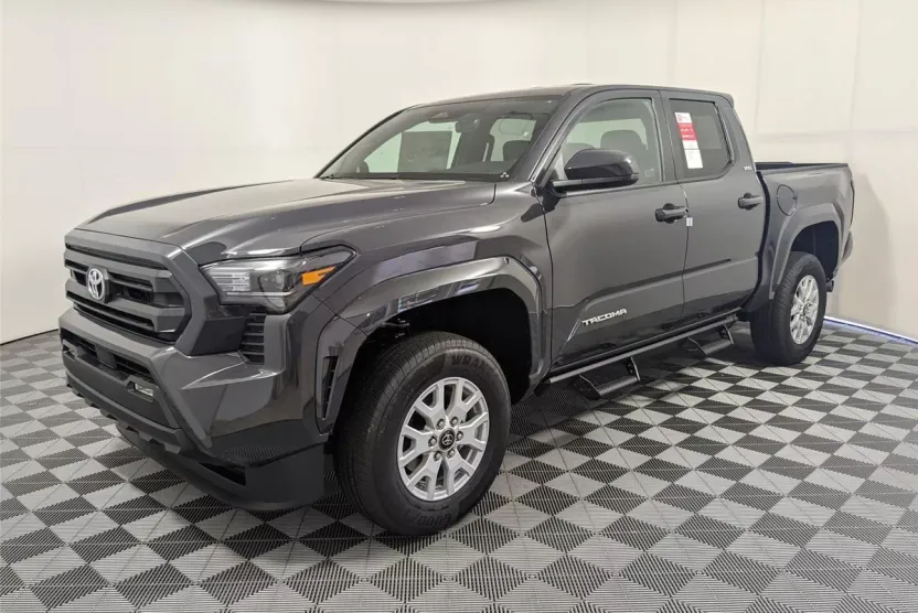 2025 Toyota Tacoma SR5 Double Cab photo 1