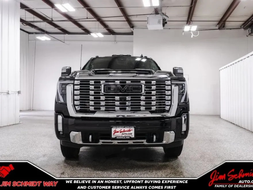 2024 Gmc Sierra HD Denali photo 1
