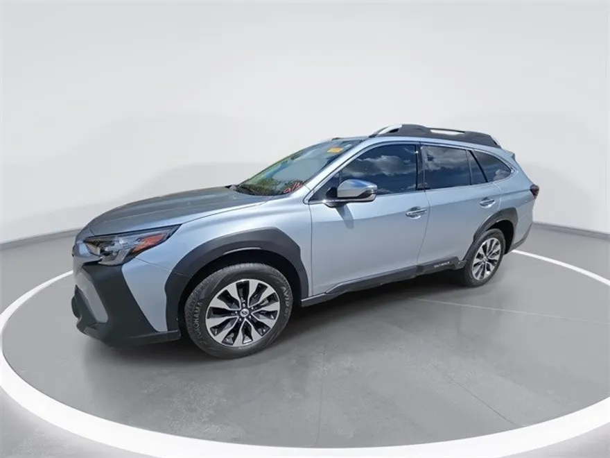 2024 Subaru Outback Touring XT photo 1