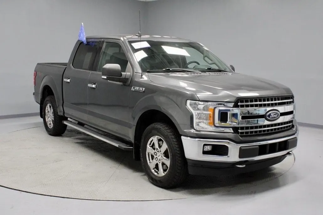 2020 Ford F-150 XLT photo 1