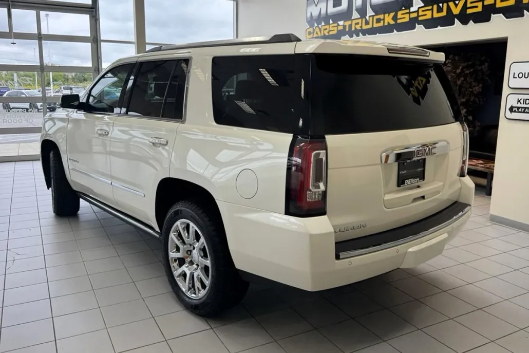 2015 Gmc Yukon Denali photo 1