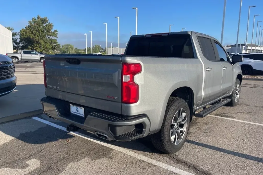 2023 Chevrolet Silverado 1500 RST photo 1