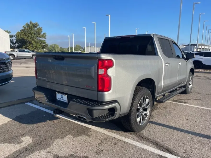 2023 Chevrolet Silverado 1500 RST photo 1
