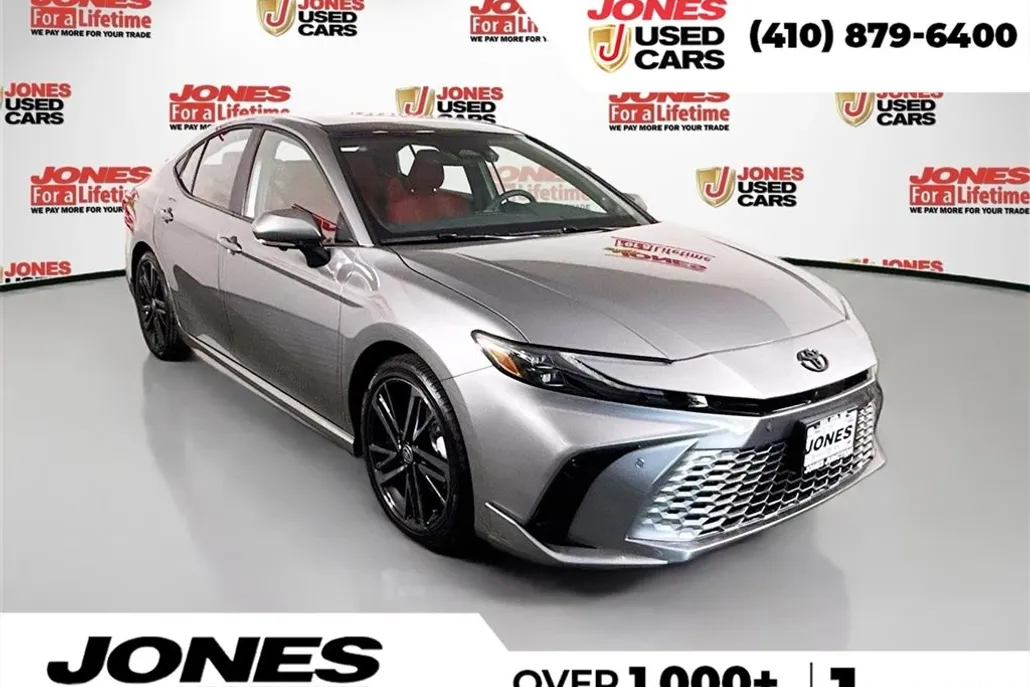 2025 Toyota Camry XSE photo 1