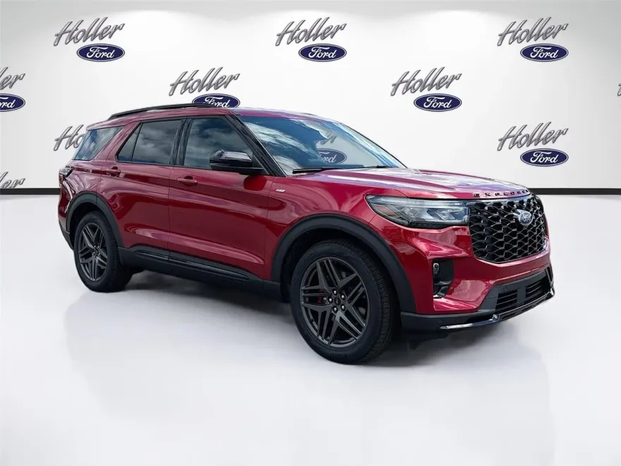 2025 Ford Explorer ST-Line photo 1