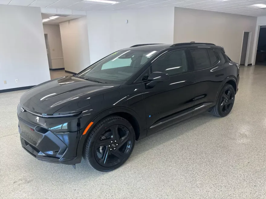 2025 Chevrolet Equinox EV 3RS photo 1